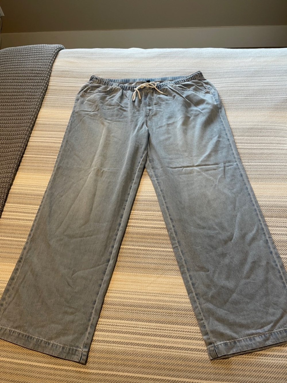 H&M Divided Light Blue Drawstring jeans XXL